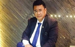 Hotman Paris Mendadak Sambat Corona Renggut Kebahagiaannya, Justru Ramai Permintaan 'Diculik'