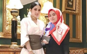 Adik Syahrini Ketawa Sambil Pamer Tumpukan Sepeda Mahal, Benda Mirip Asbak Jadi Sorotan