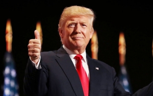 Wacana Trump Bagi-bagi Obat Eksperimen COVID-19 ke Warganya