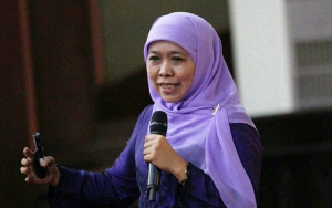 Sempat Dipertanyakan Keberadaannya, Khofifah Janji Bakal Penuhi Tuntutan Buruh Soal Omnibus Law