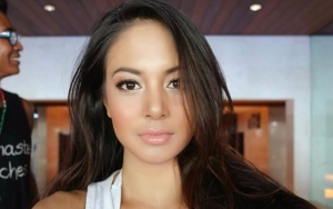 Punya Kulit Eksotis, Aurelie Moeremans Ternyata Diejek Dekil Hingga Disuruh Suntik Putih