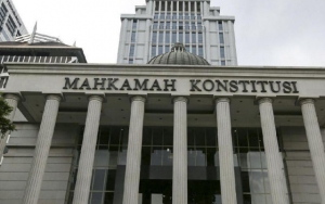 Pekerja Kontrak Ajukan Uji Materi UU Ciptaker ke MK