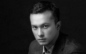 Nicholas Saputra Beri Reaksi Tak Terduga Soal Video Dirinya Usir Bule dari Trotoar