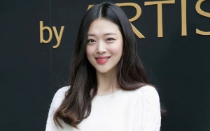 Sulli Setahun Meninggal, Teman Dekat Kunjungi Makam dan Tulis Pesan Memilukan