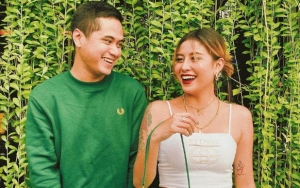 Awkarin Dapat Kejutan Tak Biasa, Momen Romantis Si Pacar Tampan Rela Pakai Baju Koki Disorot