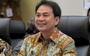 Sudah Diserahkan ke Jokowi, Pimpinan DPR Akui Hanya Cek Random Naskah Final UU Cipta Kerja