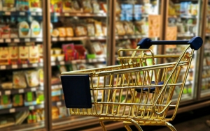 Situasi Belum Pasti, BPS Sebut Orang Kaya Masih Enggan Belanja di Tengah Pandemi