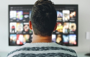 Tak Semua Bioskop Buka, 6 Film Indonesia ini Pilih Tayang Eksklusif di Platform Streaming