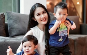 Ekspresi Tegang Putra Bungsu Sandra Dewi Usai Jahili sang Kakak Bikin Ngakak