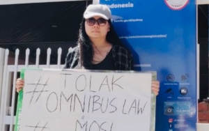 Omnibus Law Dapat Dukungan Bank Dunia, Veronica Koman: Makin Menandakan Harus Ditolak