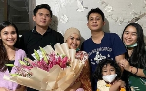  Bongkar Sifat Asli Pacar Ayu Ting Ting, Oline Mendeng Ternyata Mak Comblang?