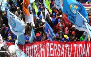 Pemerintah Tak Naikkan Upah Minimum 2021, Buruh Ancam Demo Besar-Besaran