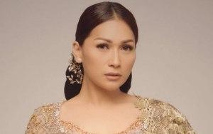 Tata Janeeta Pose Bareng Pria Diduga Suami, Maia Estianty: Sudah Berani Buka Nih?