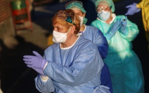 Kacau! Dokter Spanyol Mogok Massal Di Tengah Lonjakan Kasus Corona, Kenapa?