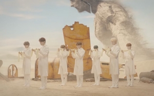 Digawangi Cha Junho Cs, DRIPPIN Resmi Debut Dengan Konsep Kuat Dalam MV 'Nostalgia'