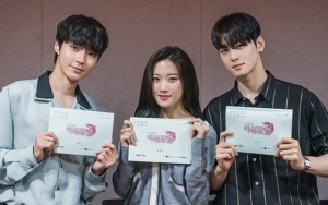Cha Eunwoo, Moon Ga Young dan Hwang In Yeop Mirip Karakter Webtoon di Poster 'True Beauty' 