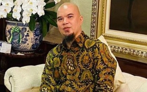 Viral Driver Ojol Mirip Ahmad Dhani Makan di Warteg, Ramai Diajak Foto