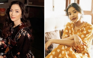 Putri Tiri Ririn Dwi Ariyanti Seksi Swag Berkalung Emas, Tegar Meski Hidup Jungkir Balik