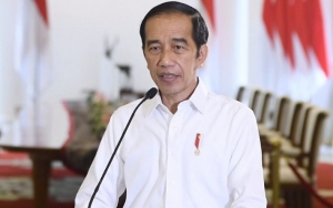Jokowi 'Diam-Diam' Teken UU Ciptaker Picu Kecaman Publik dan Jadi Trending