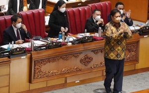 UU Ciptaker Banyak Pasal 'Ajaib', Bisa Jadi Celah untuk Batalkan di MK?