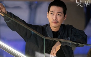 Nam Goong Min Tampil Eksentrik di Foto Adegan 'Awaken', Keterampilan Akting Tuai Pujian Selangit