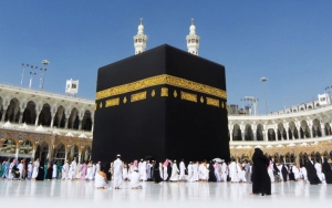 Arab Saudi Kembali Buka Umrah, Kemenag Larang Orang dengan Komorbid Pergi