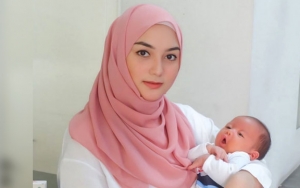 Temani Citra Kirana Syuting, Gaya Baby Athar Pegang Kepala Bak Orang Pusing Bikin Gemes