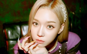 Winter aespa Tampil Cantik dan Kharismatik di Teaser Single Debut 'Black Mamba'