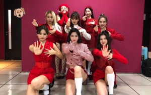 TWICE Diminta Tampilkan 'I CAN'T STOP ME' dengan Kostum Cantik Bertema Retro Ini