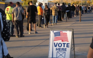 Nevada Tangguhkan Penghitungan Suara Pilpres AS, Warga Protes