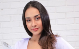Anya Geraldine Pamer Momen Seru Halloween Dengan Kostum Seksi, Bagian Lebam Justru Paling Disorot