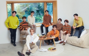 Super Junior Kenang Kembali Perjalanan Karir Mereka Bersama Fans Dalam MV 'The Melody'
