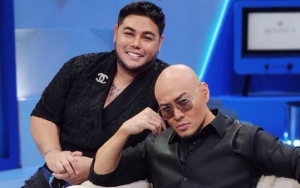 Deddy Corbuzier Makin Gencar Pasang Billboard Podcast, Ivan Gunawan 'Panas' Sampai Merasa Gembel 