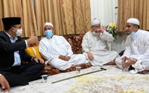 Anies Baswedan Temui Habib Rizieq Semalam, Bahas Apa?