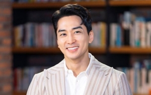 Song Seung Heon Diincar Jadi Pemeran Utama 'Voice' Season 4