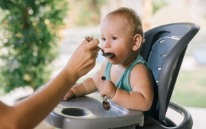 Bayi Memasuki Usia 6 Bulan? Penuhi Kebutuhan Nutrisinya dengan 7 Menu MPASI yang Menyehatkan Ini