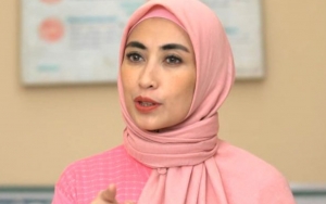 Penampilan Tertutup Annisa Trihapsari Pakai Cadar Jadi Sorotan, Dipuji Makin Cantik