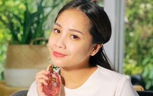 Nagita Slavina Pakai Kipas Lipat Lucu Bentuk Semangka, Harganya Gak Masuk Akal