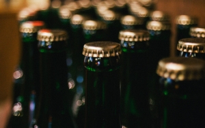 Simak Fakta RUU Minol, Minum Alkohol Bisa 'Diganjar' 2 Tahun Penjara