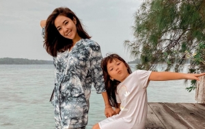 Wajah Gisel Sedih di Foto Terakhir Liburan, Gempi Jadi 'Satpam' Demi Bersihkan Nama Baik Ibu?