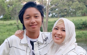 Okie Ibunda Kiesha Alvaro Murka 'Dilabrak' Usai Foto Bareng Saskia Chadwick, Siap Penjarakan Haters