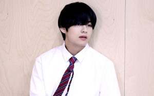 V BTS Terkenal Saat SMA Karena Kebiasaan Uniknya Ini