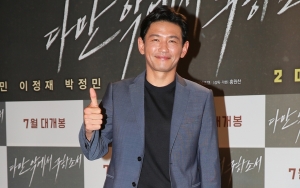 Hwang Jung Min Lebih Utamakan Makan Ketimbang Tugas Reporter di Teaser 'Hush'