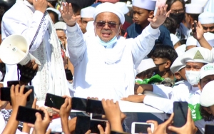 Pemprov DKI Akhirnya Ungkap Alasan Tak Bubarkan Kerumunan Massa HRS