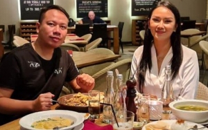 Disebut Punya 'Sesuatu' di Bibir, Vicky Prasetyo Pelet Kalina Oktarani?