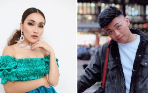 Stylist Ayu Ting Ting Klarifikasi Chat WA Dikira Jiplak Gaun Nagita, Sindir Haters Busuk