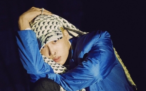 Kai EXO Tampil Misterius, Ungkap Detail Lagu B-Side di Album Solo 'KAI (开)'