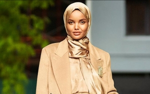 Model Muslimah Halima Aden Pensiun dari Dunia Modeling, Sebut Industri Fashion Kurang Hargai Hijab