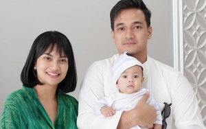  Postingan Foto Vanessa Angel Sedang Menyusui Baby Gala Tuai Kritik, Begini Pembelaan Sang Suami
