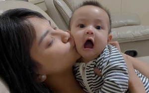 Bayi Vanessa Angel Diduga Terserang Kolik Gara-Gara Alami Gejala Ini